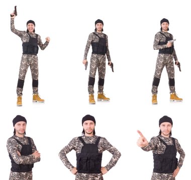 Silahlı asker beyazı izole etti.