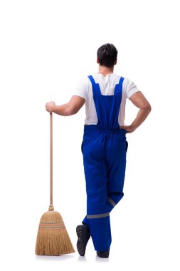 Süpürge üzerinde beyaz izole inşaat sahasında