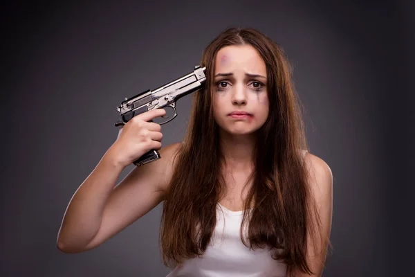 Vrouw in geweld en discriminatie concept — Stockfoto