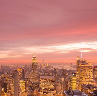 Günbatımında New York Manhattan manzarası