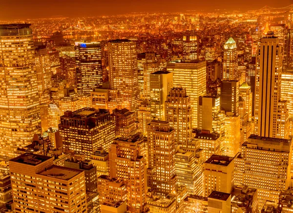 सूर्यास्त दरम्यान न्यूयॉर्क मॅनहॅटन रात्र दृश्य — स्टॉक फोटो, इमेज