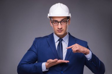 Endüstriyel kavramında genç mimar