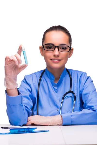 Doctora joven en laboratorio aislada en blanco —  Fotos de Stock