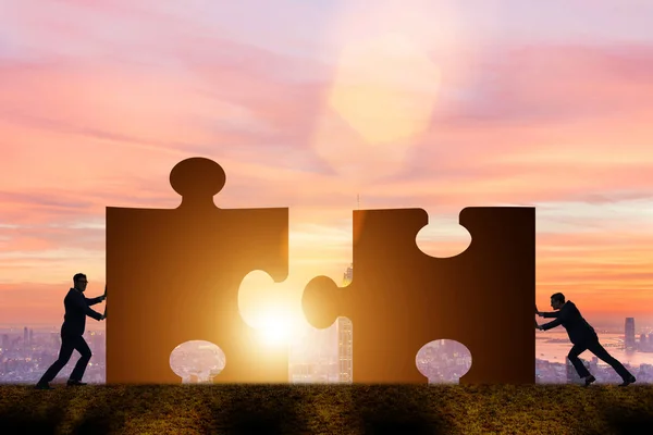 Bedrijfsconcept van teamwork met jigsaw puzzel — Stockfoto
