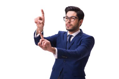 Genç işadamı beyaz izole sanal düğmelere basarak