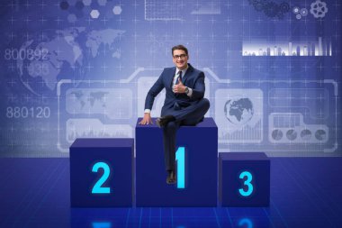 Yarışmada ilk alarak işadamı yerleştirin