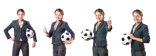Бізнес-леді з футболом на білому — стокове фото