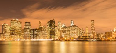 Brooklyn 'den Manhattan manzarası