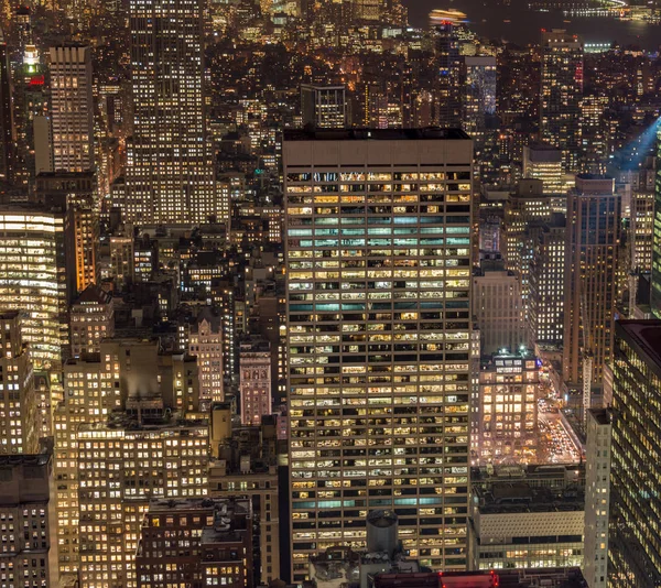 Uitzicht op New York Manhattan tijdens zonsondergang — Stockfoto