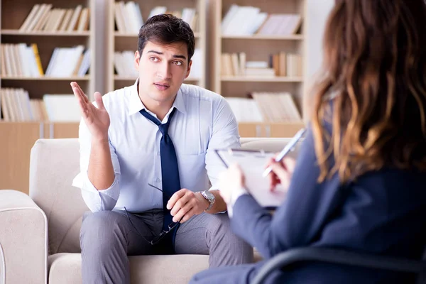 Psikolog ziyareti ile tıbbi konsept