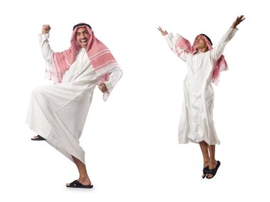 Arap adam beyazlar üzerinde izole.