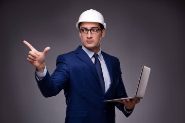 Endüstriyel kavramında genç mimar