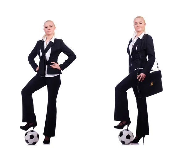 Женщина с футболом на белом — стоковое фото