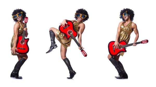 Mann in Frauenkleidung mit Gitarre — Stockfoto