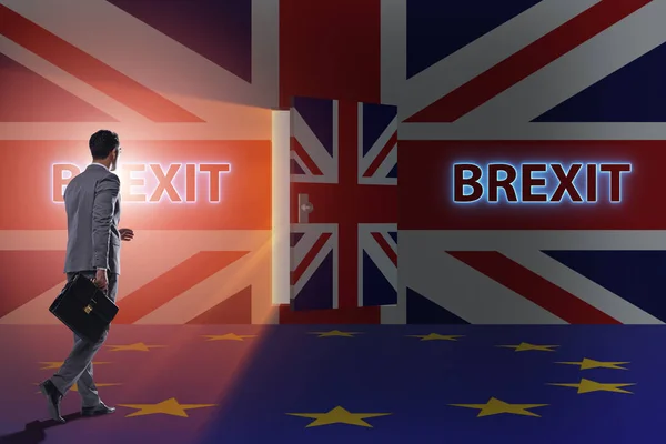 Бізнесмен у концепції Brexit - Велика Британія покидає ЄС — стокове фото