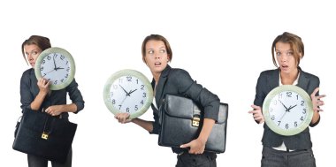 Saati beyaz olan iş kadını