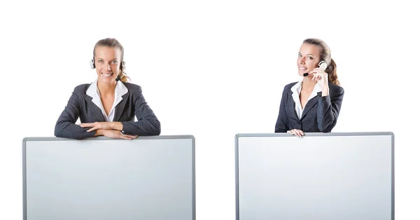 Menina com fone de ouvido e placa em branco — Fotografia de Stock