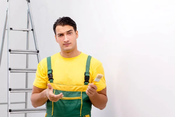 Construction worker working at the site — Stock Photo, Image