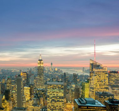 Günbatımında New York Manhattan manzarası