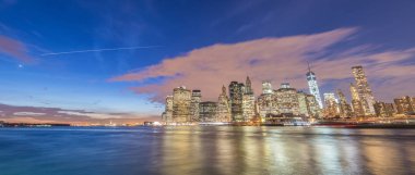 Brooklyn 'den Manhattan manzarası