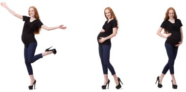 Karmaşık görüntülü hamile kadın beyazda izole edilmiş.