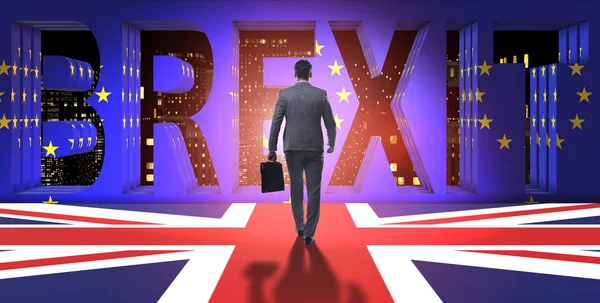 Üzletember a Brexit koncepcióban - Egyesült Királyság kilép az EU-ból — Stock Fotó