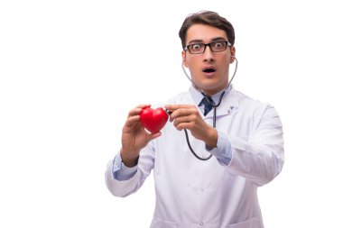 Beyaz arka plan üzerinde izole kalp ile doktor