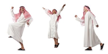 Arap adam beyazlar üzerinde izole.