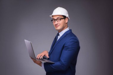 Endüstriyel kavramında genç mimar