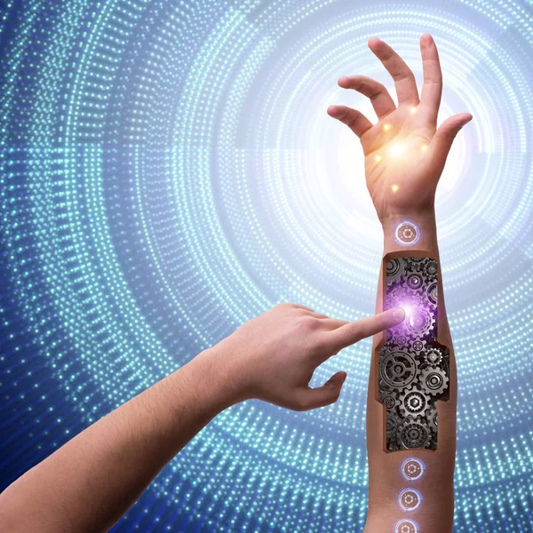 Robotic hand dringende knop in futuristische concept — Stockfoto