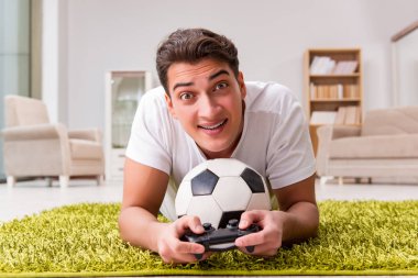 Bilgisayar oyunlarına bağımlı bir adam