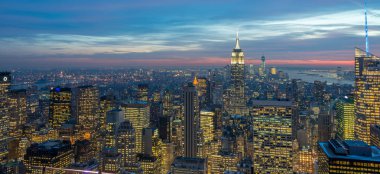 Günbatımında New York Manhattan manzarası