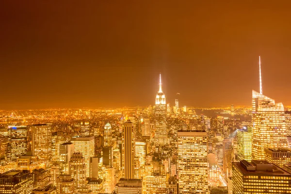 Vista notturna di New York Manhattan durante il tramonto — Foto Stock