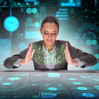 Dijital dünya konseptinde iş kadını