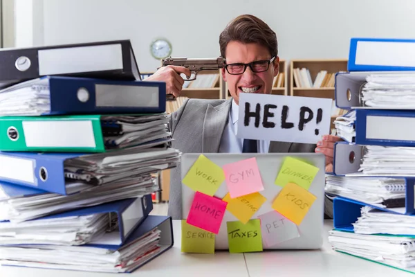 Drukke zakenman vraagt om hulp met werk — Stockfoto