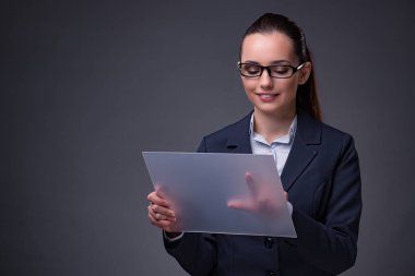 İşkadını basarak düğmeleri Tablet