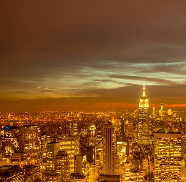 Uitzicht op New York Manhattan tijdens zonsondergang — Stockfoto