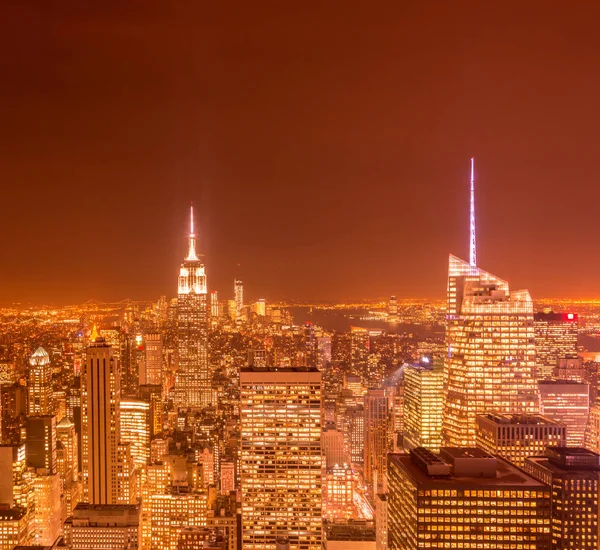 Uitzicht op New York Manhattan tijdens zonsondergang — Stockfoto