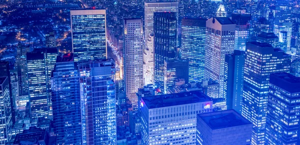 Uitzicht op New York Manhattan tijdens zonsondergang — Stockfoto