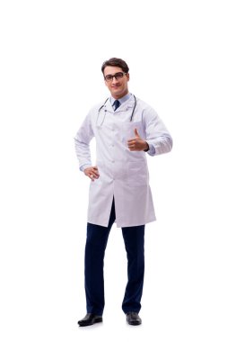 Beyaz arka planda izole genç doktor