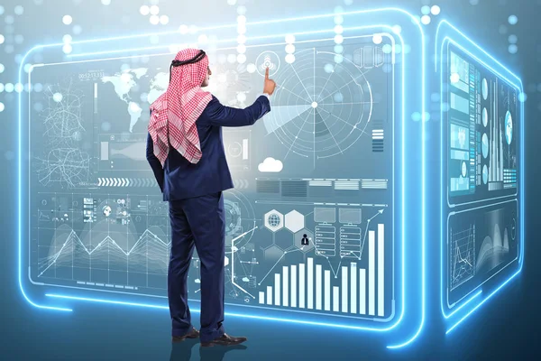 Arabische zakenman in stock trading concept — Stockfoto