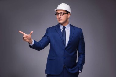 Endüstriyel kavramında genç mimar