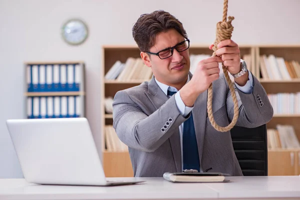 Bankrupt broke businessman considering suicide hanging himself — Stock Photo, Image