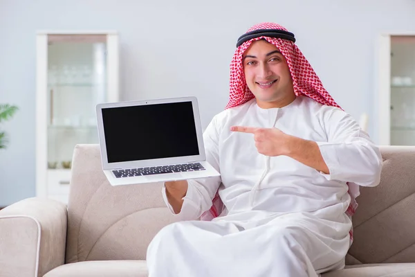 Arab businessman working sitting at couch — Stock Photo, Image