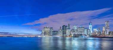 Brooklyn 'den Manhattan manzarası