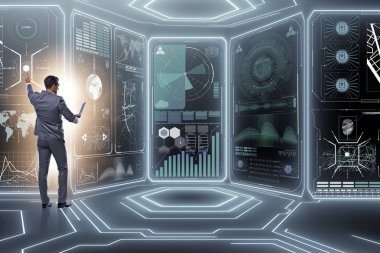 Büyük veri yönetimi kavramında iş adamı