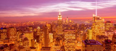 Günbatımında New York Manhattan manzarası