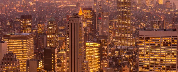 Günbatımında New York Manhattan manzarası