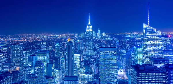 Uitzicht op New York Manhattan tijdens zonsondergang — Stockfoto