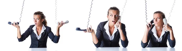 Assistente de call center respondendo a chamadas — Fotografia de Stock